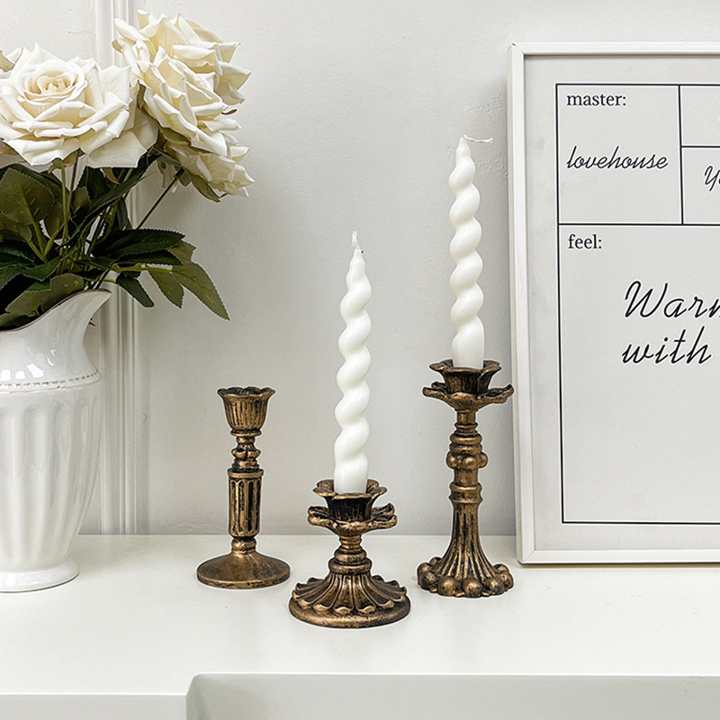 Home Decor Vintage - Candelabro Vintage in Bronzo con Figurina
