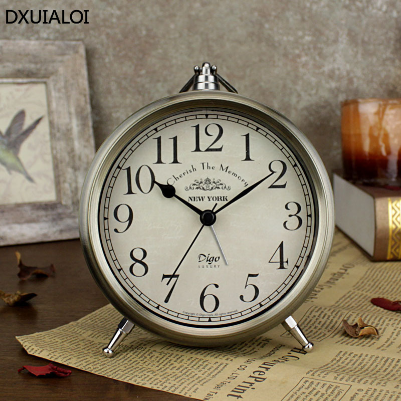 DXUIALOI retro semplice dormit - Vintage Alarm Clock recensione e prezzo